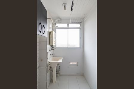 Apartamento à venda com 45m², 2 quartos e sem vaga Apartamento à venda com 45m², 2 quartos e sem vagaCozinha e Área de Serviço
