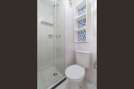 Apartamento à venda com 45m², 2 quartos e sem vaga Apartamento à venda com 45m², 2 quartos e sem vagaBanheiro