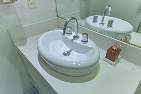 Studio para alugar com 33m², 1 quarto e 1 vaga Studio para alugar com 33m², 1 quarto e 1 vagaBanheiro Social