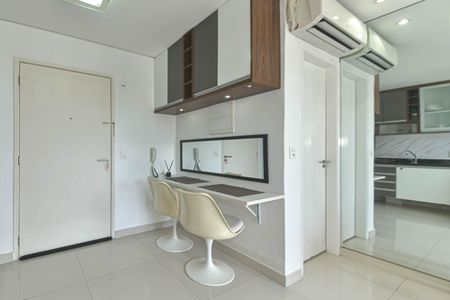 Studio para alugar com 33m², 1 quarto e 1 vaga Studio para alugar com 33m², 1 quarto e 1 vagaCozinha