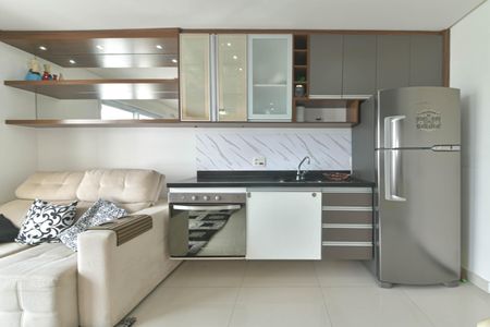 Studio para alugar com 33m², 1 quarto e 1 vaga Studio para alugar com 33m², 1 quarto e 1 vagaCozinha