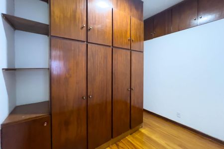 Casa à venda com 120m², 3 quartos e 2 vagasQuarto 2