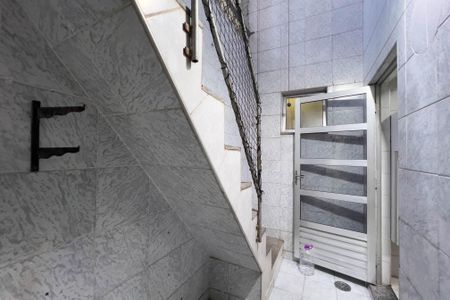 Casa à venda com 120m², 3 quartos e 2 vagasÁrea de serviço