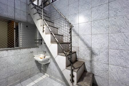 Casa à venda com 120m², 3 quartos e 2 vagasÁrea de serviço