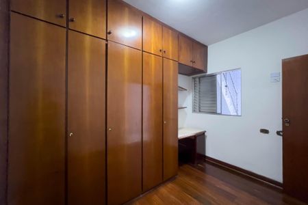Casa à venda com 120m², 3 quartos e 2 vagasQuarto 3