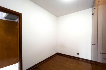 Casa à venda com 120m², 3 quartos e 2 vagasQuarto 3
