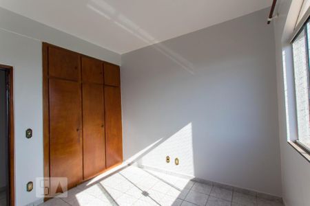 Apartamento para alugar com 120m², 3 quartos e 1 vaga
