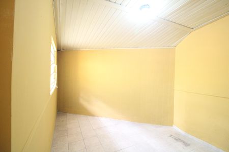 Casa para alugar com 90m², 3 quartos e 2 vagasQuarto 2