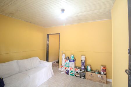 Casa para alugar com 90m², 3 quartos e 2 vagasSala