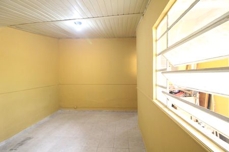 Casa para alugar com 90m², 3 quartos e 2 vagasQuarto 1