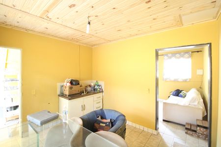 Casa para alugar com 90m², 3 quartos e 2 vagasCozinha
