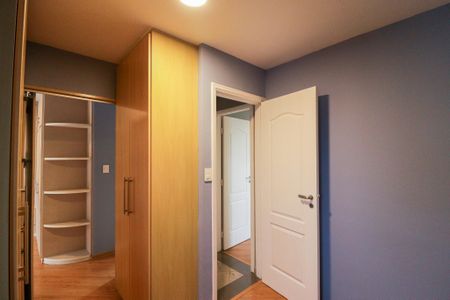 Apartamento à venda com 214m², 3 quartos e 4 vagasQuarto 2
