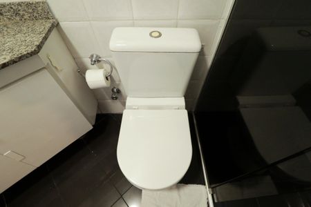 Apartamento à venda com 214m², 3 quartos e 4 vagasBanheiro da Suíte