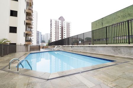 Apartamento à venda com 214m², 3 quartos e 4 vagasPiscina