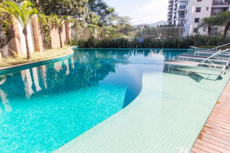 Apartamento para alugar com 50m², 1 quarto e 1 vagaPiscina