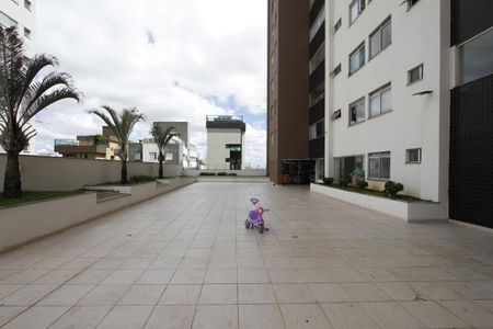 Apartamento para alugar com 90m², 3 quartos e 2 vagasÁrea de Serviço