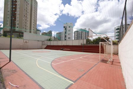 Apartamento para alugar com 90m², 3 quartos e 2 vagasQuadra Esportiva