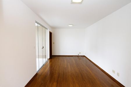 Sala de apartamento para alugar com 3 quartos, 90m² em Buritis, Belo Horizonte