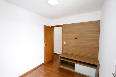 Apartamento para alugar com 90m², 3 quartos e 2 vagasQuarto 2