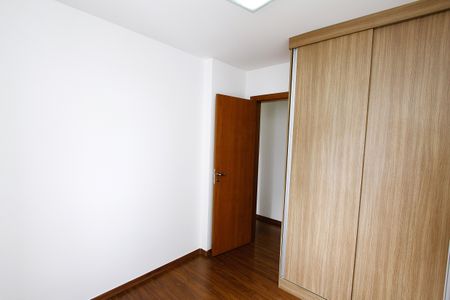 Apartamento para alugar com 90m², 3 quartos e 2 vagasQuarto 