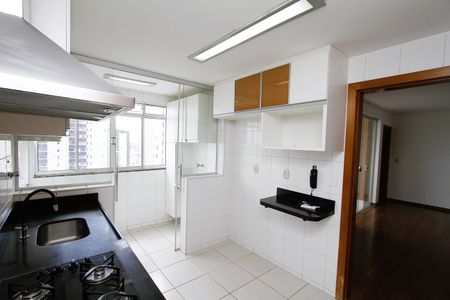 Apartamento para alugar com 90m², 3 quartos e 2 vagasCozinha