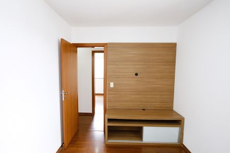 Apartamento para alugar com 90m², 3 quartos e 2 vagasQuarto 2