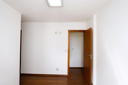 Apartamento para alugar com 90m², 3 quartos e 2 vagasSuíte
