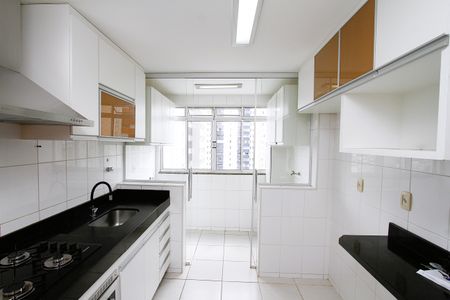 Apartamento para alugar com 90m², 3 quartos e 2 vagasCozinha