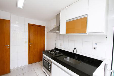 Apartamento para alugar com 90m², 3 quartos e 2 vagasCozinha