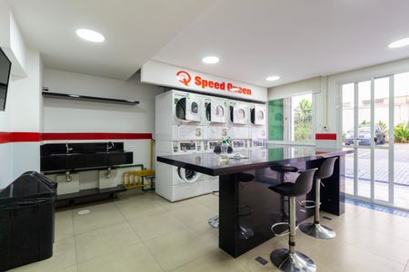 Apartamento à venda com 33m², 1 quarto e sem vagaÁrea comum