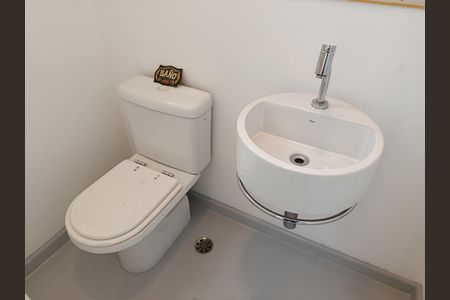 Apartamento para alugar com 127m², 3 quartos e 2 vagasLavabo