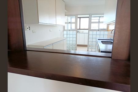 Apartamento para alugar com 127m², 3 quartos e 2 vagasCozinha