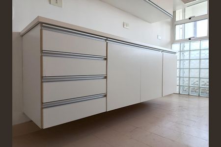 Apartamento para alugar com 127m², 3 quartos e 2 vagasCozinha