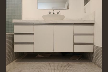 Apartamento para alugar com 127m², 3 quartos e 2 vagasBanheiro social