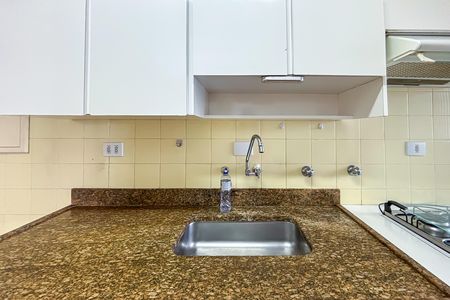 Apartamento para alugar com 97m², 2 quartos e 1 vaga Apartamento para alugar com 97m², 2 quartos e 1 vagaCozinha