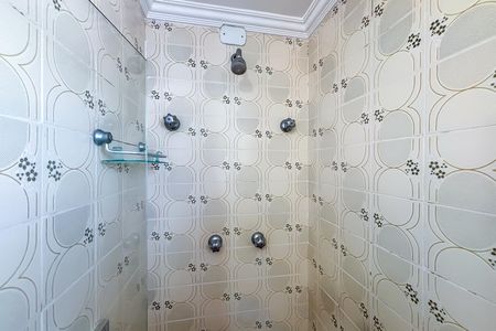 Apartamento para alugar com 97m², 2 quartos e 1 vaga Apartamento para alugar com 97m², 2 quartos e 1 vagaBanheiro social