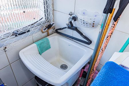 Apartamento à venda com 65m², 3 quartos e 1 vagaÁrea de Serviço