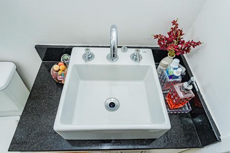 Apartamento à venda com 65m², 3 quartos e 1 vagaBanheiro suite