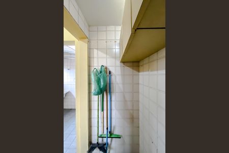 Apartamento à venda com 92m², 3 quartos e 1 vaga Apartamento à venda com 92m², 3 quartos e 1 vagaBanheiro de serviço