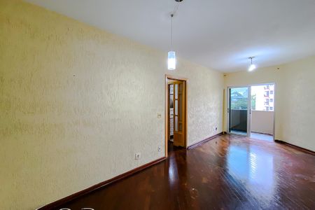 Apartamento à venda com 92m², 3 quartos e 1 vaga Apartamento à venda com 92m², 3 quartos e 1 vagaSala