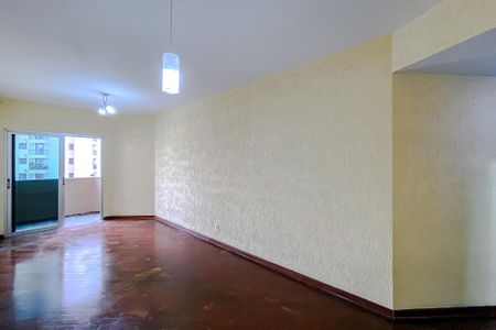 Apartamento à venda com 92m², 3 quartos e 1 vagaSala