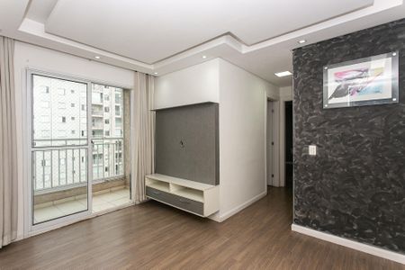 Sala de apartamento para alugar com 2 quartos, 58m² em Guaiaúna, São Paulo