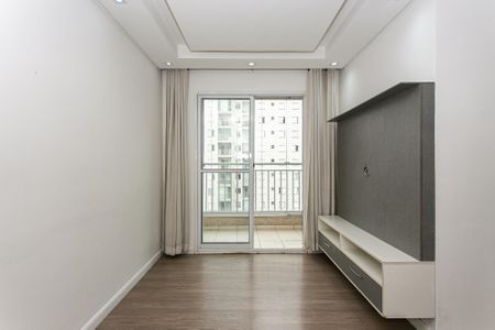 Sala de apartamento para alugar com 2 quartos, 58m² em Guaiaúna, São Paulo