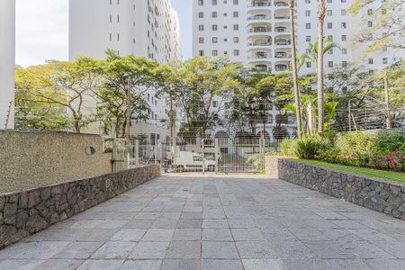 Entrada de apartamento para alugar com 3 quartos, 210m² em Jardim Europa, São Paulo