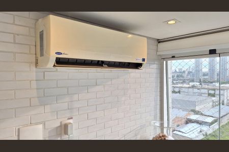 Apartamento à venda com 94m², 3 quartos e 2 vagasVaranda