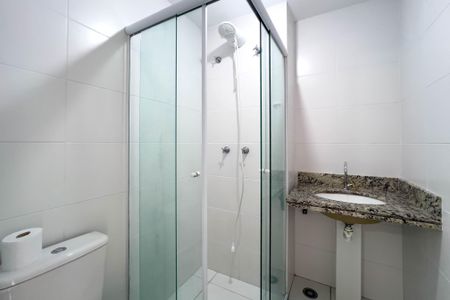 Banheiro de kitnet/studio à venda com 1 quarto, 29m² em Liberdade, São Paulo