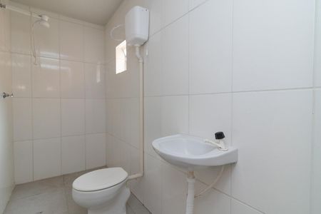 Banheiro de casa para alugar com 1 quarto, 70m² em Vila Buenos Aires, São Paulo