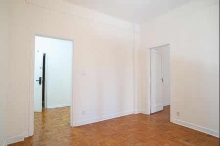 Apartamento à venda com 55m², 1 quarto e sem vagaSala