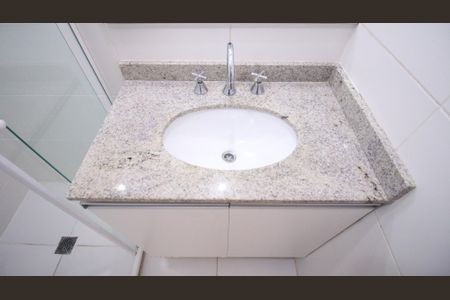 Apartamento à venda com 56m², 2 quartos e 1 vagaBanheiro Social