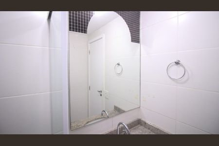 Apartamento à venda com 56m², 2 quartos e 1 vagaBanheiro Social